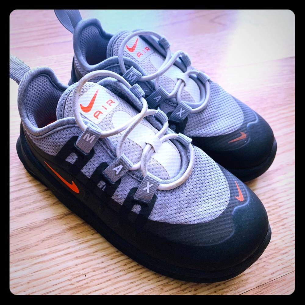 Nike air Max size 8C (toddler boy)